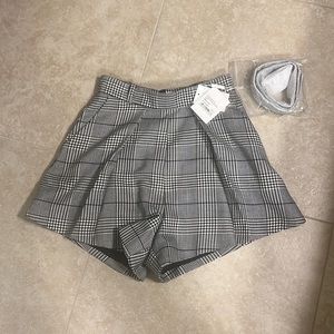 Never worn self portrait shorts with belt. They run small